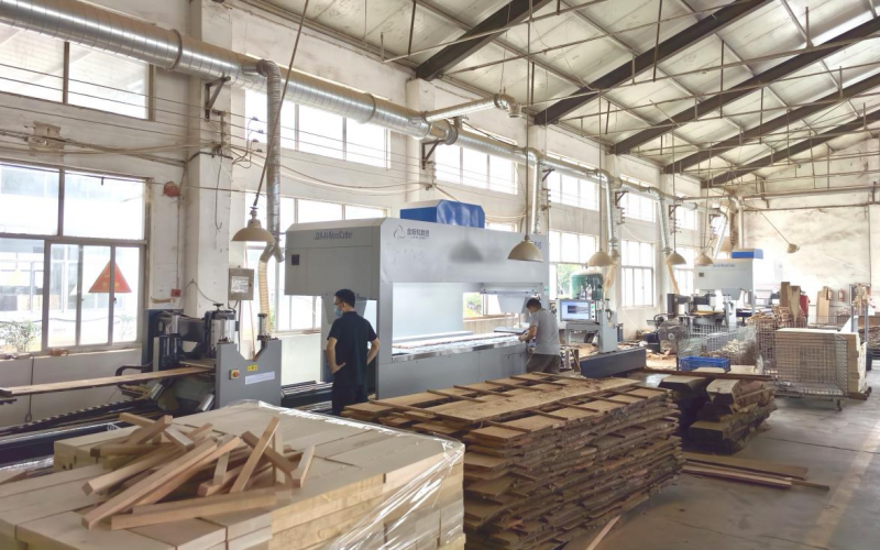 6,000 Spatulas a Day — and Only 2 People Running the Line